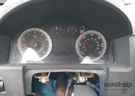 2009 Ford Escape Xlt z USA, uszkodzony, nr VIN 1FMCU93789KB27266